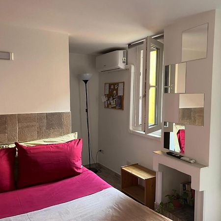 רומא Monolocale Trastevere Locato Per Finalita Turistiche מראה חיצוני תמונה