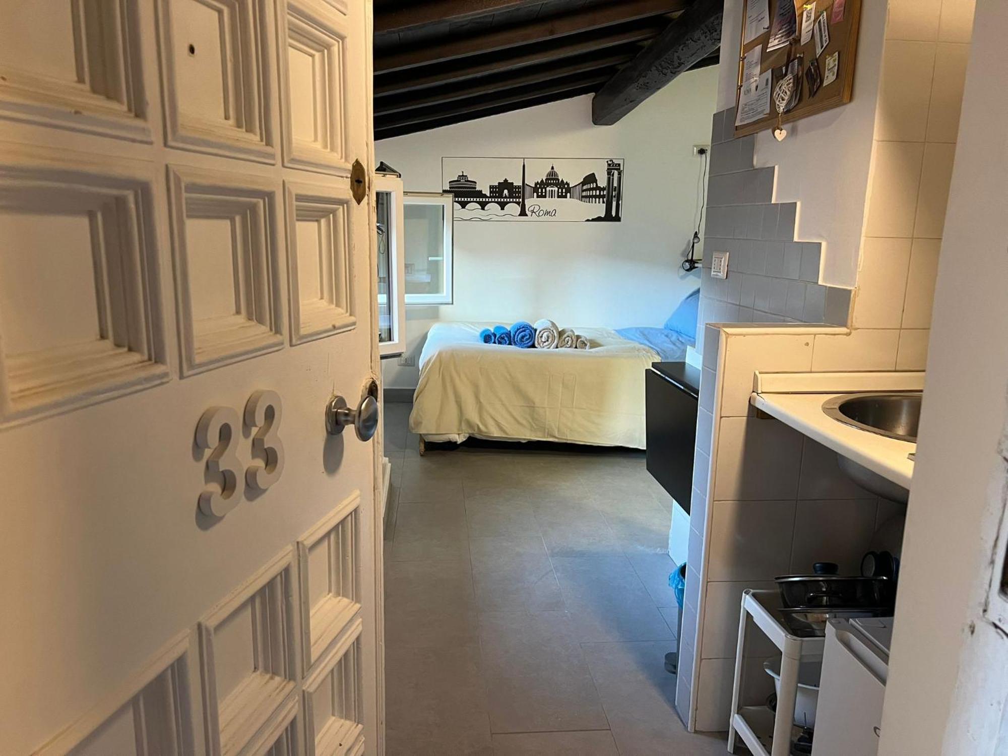 רומא Monolocale Trastevere Locato Per Finalita Turistiche מראה חיצוני תמונה